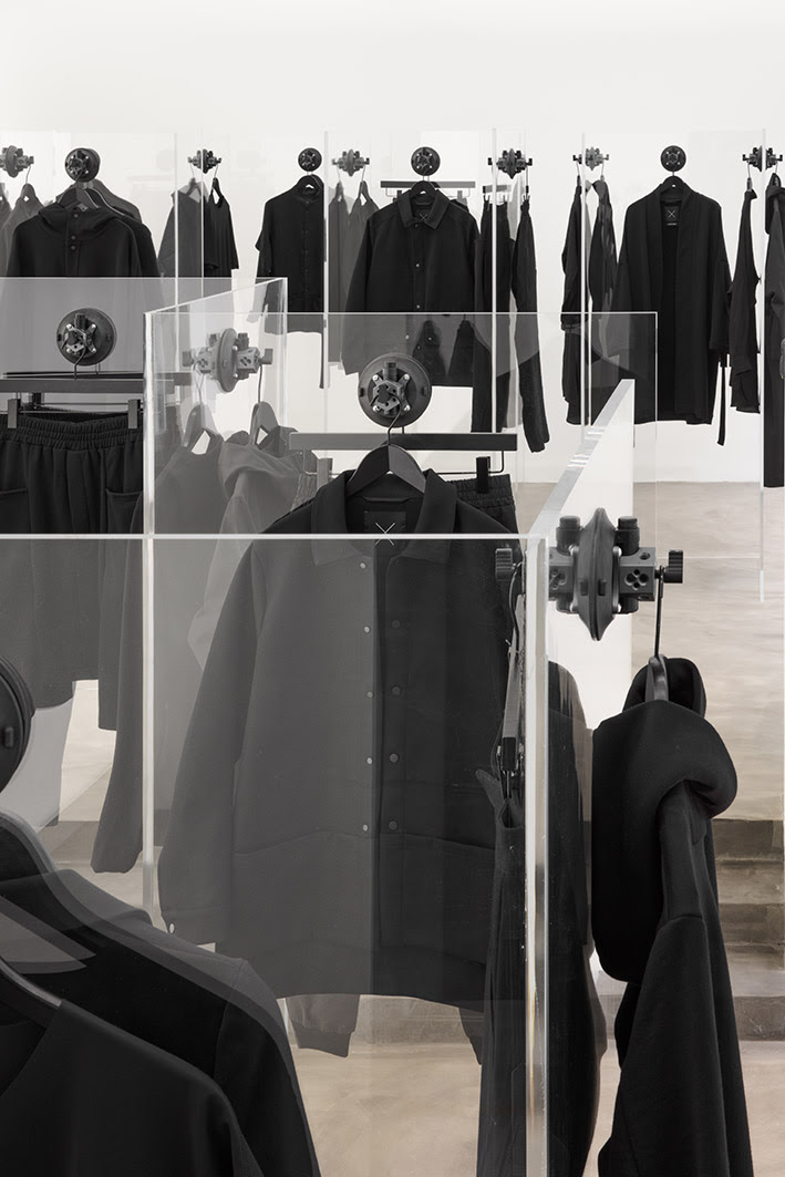 All black Finnish clothing brand, Nomen Nescio, opens a minimalistic store in the center of Helsinki